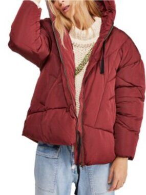 Free People Hailey Puffer Coat in Dark Red, Fall / Winter Jacket